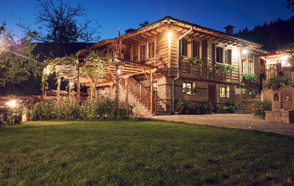 Yovina House Zheravna Exterior photo